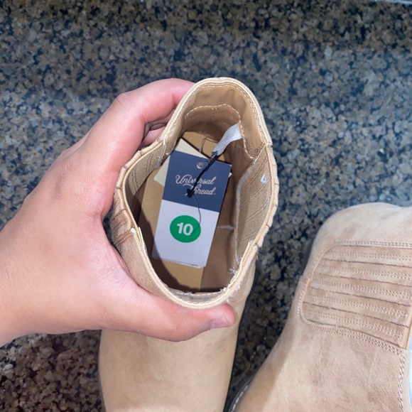 Beautiful size 10 Woman’s Shoes - Picture 3 of 5